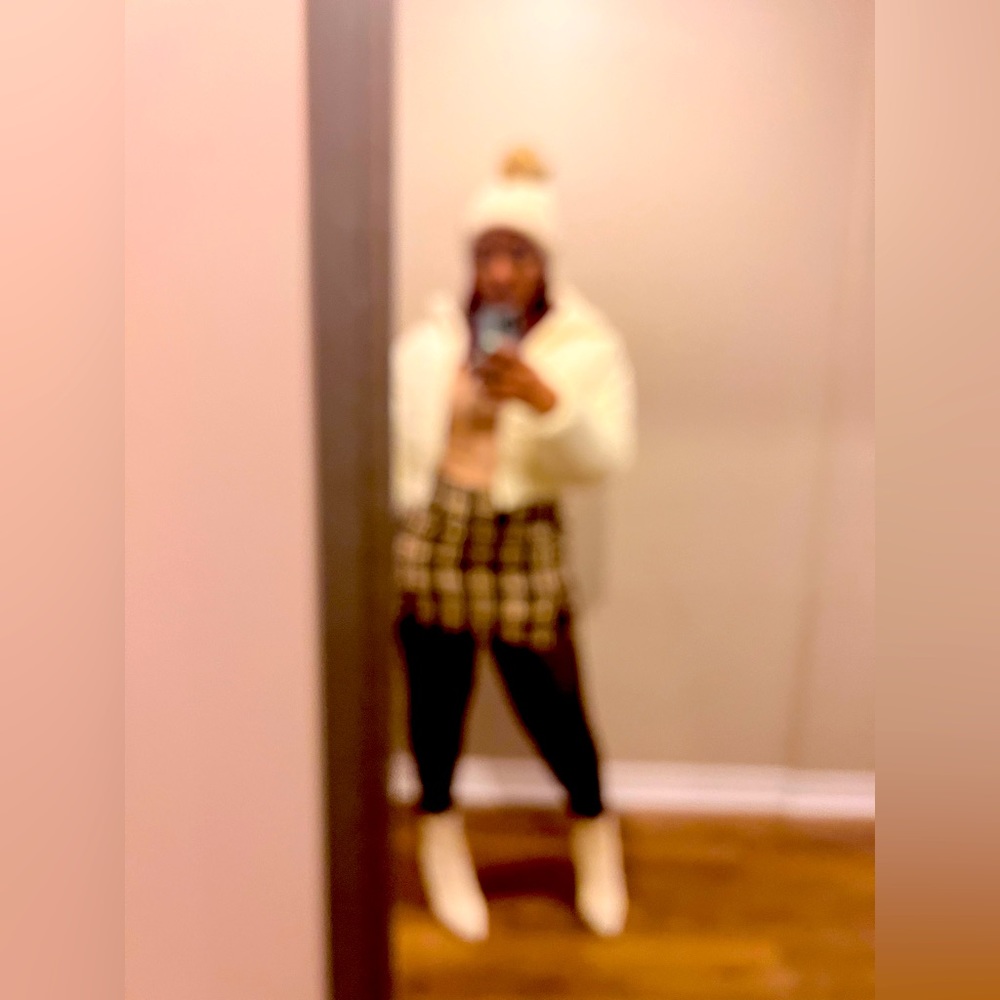 Meet your Posher, Briana